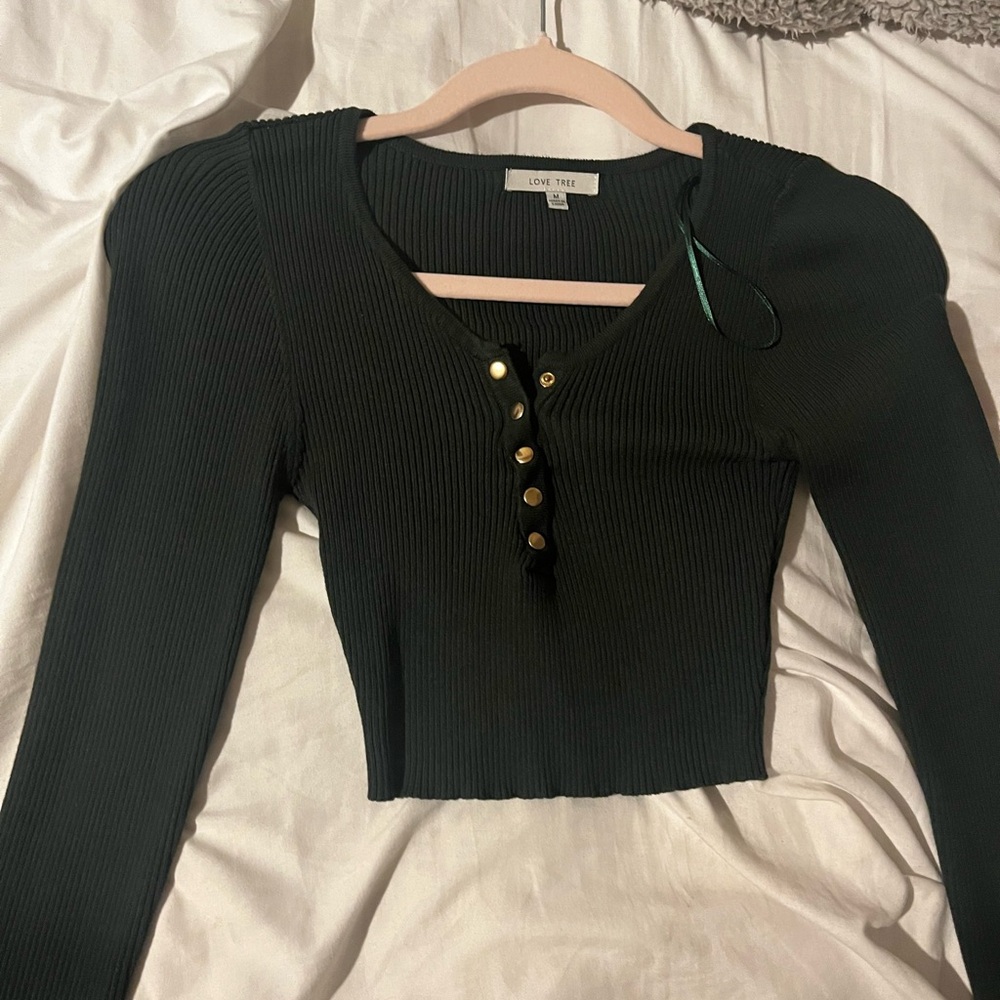 Green long sleeve shirt